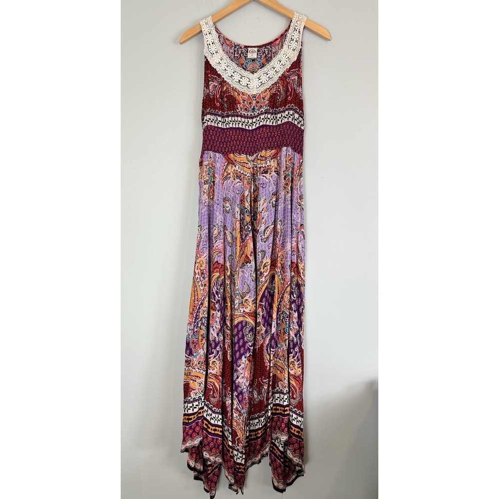 Bila Boho Maxi Dress Rayon Paisley Crochet Handkerchief Hem Festival Size Small